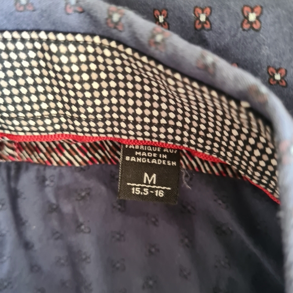 SOLD - bundle (Calvin Klein) of shirts long sleeve for men - Picture 6 of 7